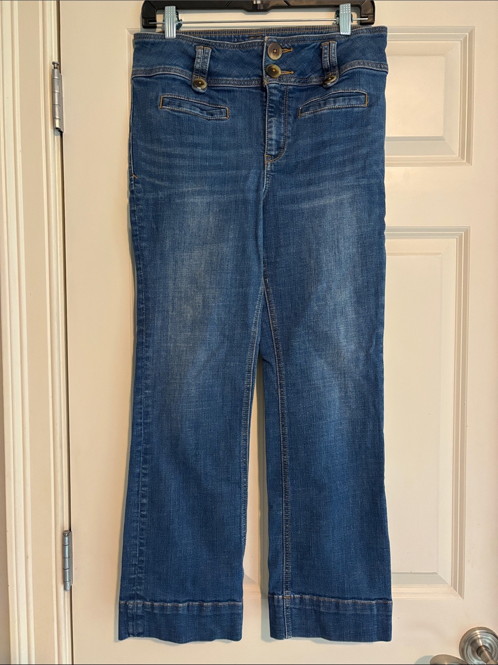 Pilcro High Rise Double Button Fly Crop Flare size 28